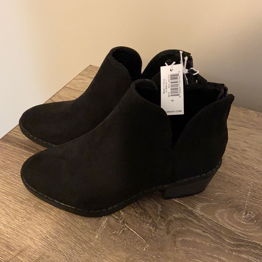 Old Navy Booties NWT